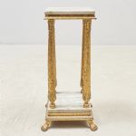 1689 3308 Piedestal